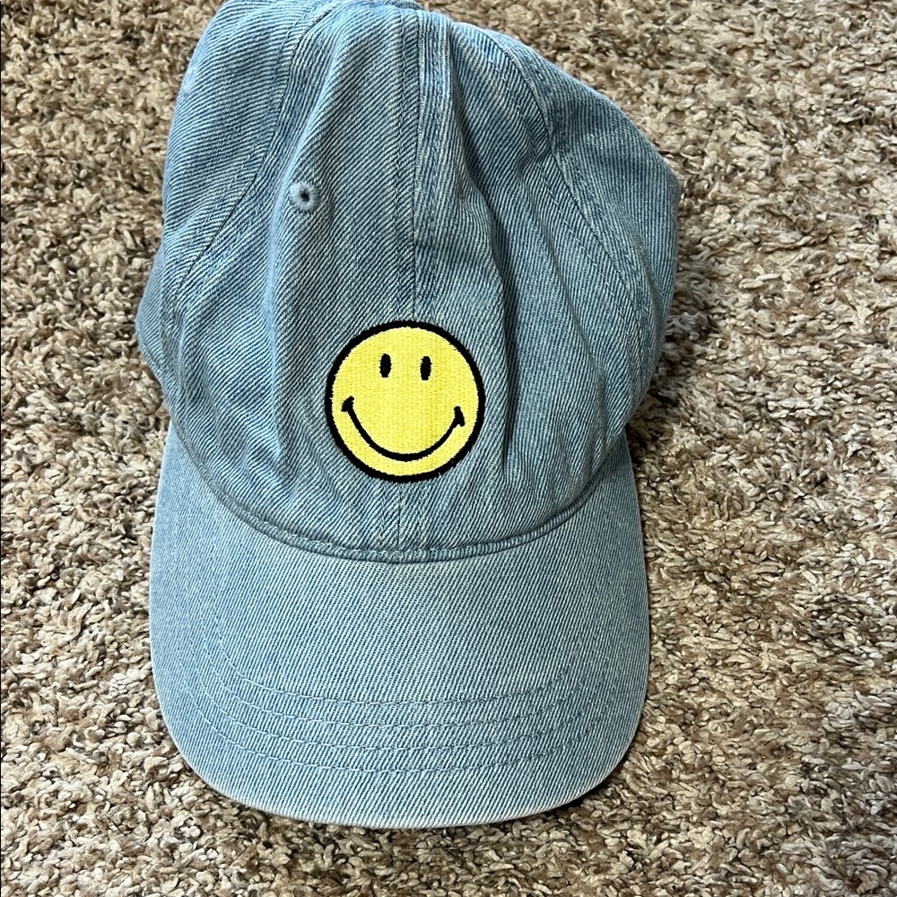 AE Smiley Hat